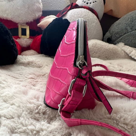 Primark Vibrant Pink Croc-Texture Crossbody Bag - Picture 2 of 10